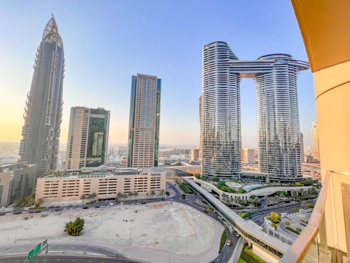 Appartamento Cosmos Living Downtown Dubai Esterno foto