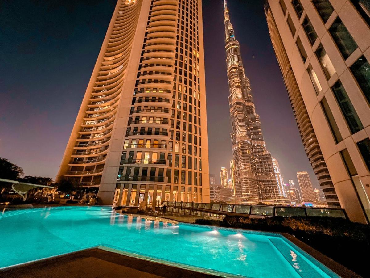Appartamento Cosmos Living Downtown Dubai Esterno foto