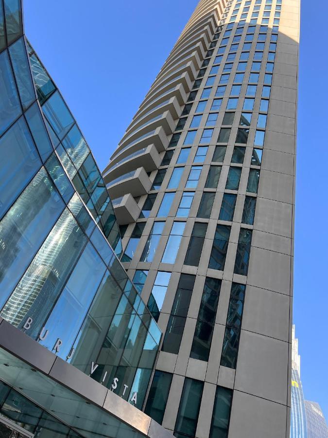 Appartamento Cosmos Living Downtown Dubai Esterno foto