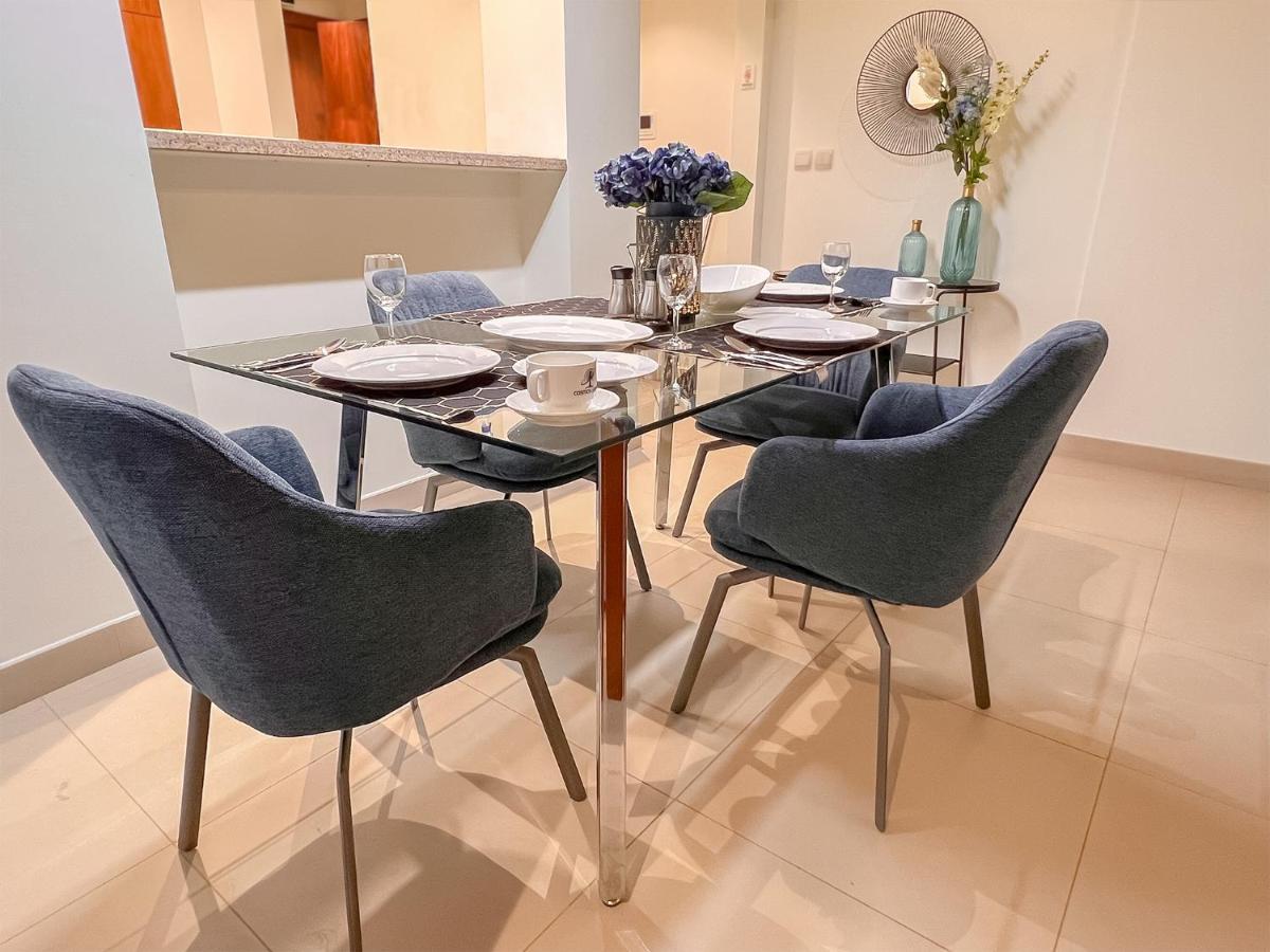 Appartamento Cosmos Living Downtown Dubai Esterno foto