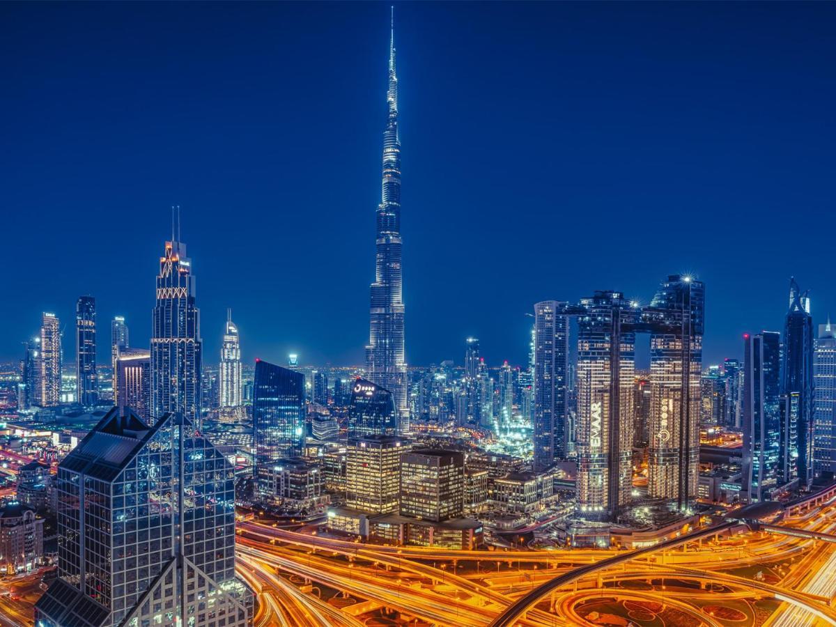 Appartamento Cosmos Living Downtown Dubai Esterno foto