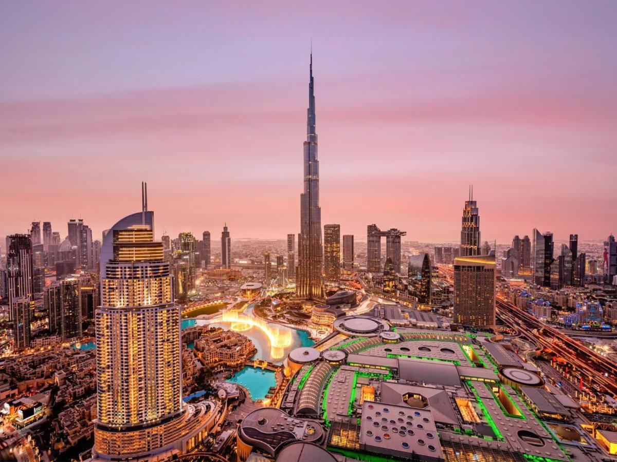 Appartamento Cosmos Living Downtown Dubai Esterno foto